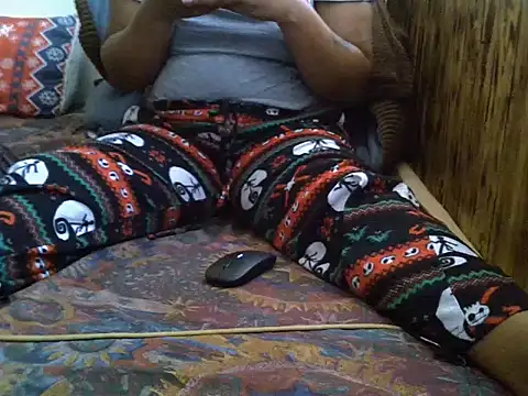 NATASHA LUCKY online show from 12-20-25, 05:54