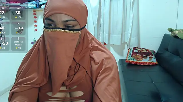 Snapshot of Aaliyah_brown chatting on 09-23-25, 02:51 Aaliyah brown online show from 09-23-25, 02:51