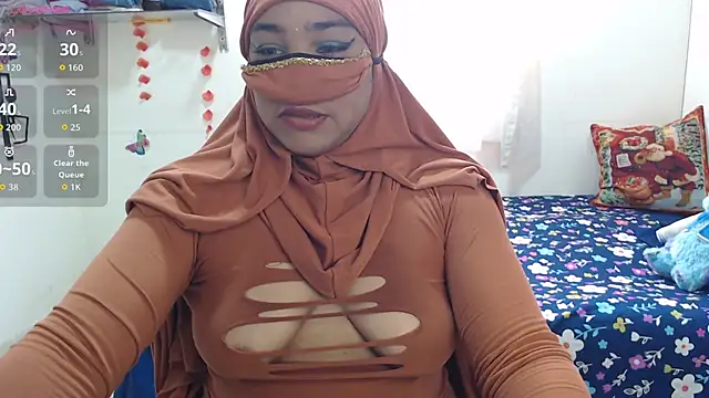 Snapshot of Aaliyah_brown chatting on 10-21-25, 04:17 Aaliyah brown online show from 10-21-25, 04:17