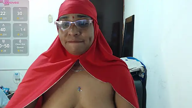 Snapshot of Aaliyah_brown chatting on 11-20-25, 03:18 Aaliyah brown online show from 11-20-25, 03:18