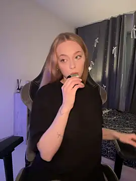  MayShy  online show from 02-18-25, 06:47