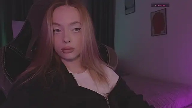  MayShy  online show from 09-19-25, 06:56