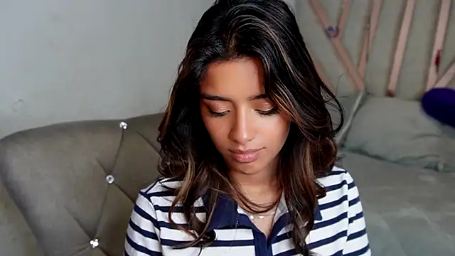 Rebecca 055 online show from 02-21-26, 09:50