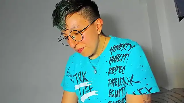 Sexyboy 666 online show from 12-17-25, 02:05