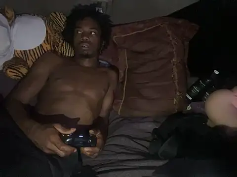 SlimeCrownzOut5 online show from 11-19-25, 05:51