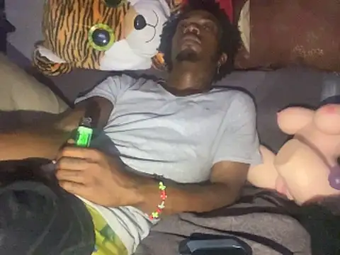 SlimeCrownzOut5 online show from 11-16-25, 12:26