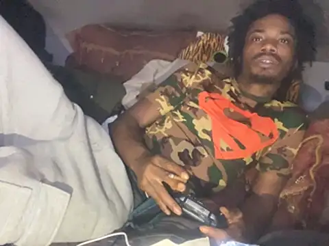 SlimeCrownzOut5 online show from 02-01-26, 06:44