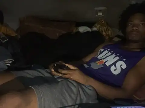 SlimeCrownzOut5 online show from 02-12-26, 03:39