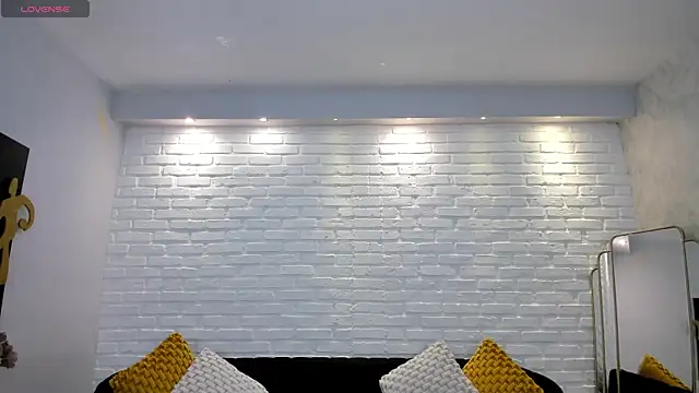 AnaisNin online show from 11-04-25, 03:54