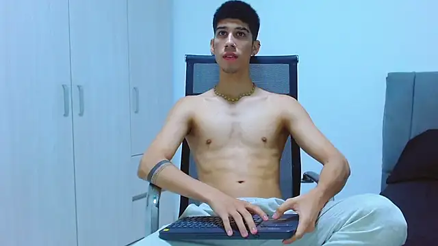 Snapshot of jhony-sex chatting on 09-11-25, 06:57 jhony-sex online show from 09-11-25, 06:57