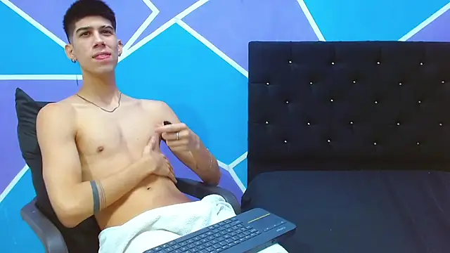 Snapshot of jhony-sex chatting on 12-24-24, 08:11 jhony-sex online show from 12-24-24, 08:11