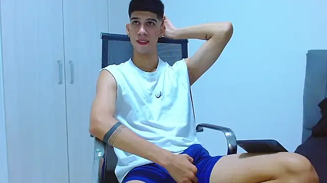 Snapshot of jhony-sex chatting on 09-19-25, 06:17 jhony-sex online show from 09-19-25, 06:17