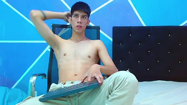 Snapshot of jhony-sex chatting on 02-18-25, 07:21 jhony-sex online show from 02-18-25, 07:21