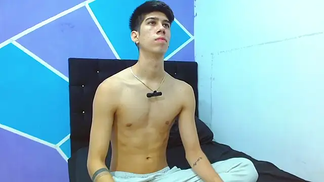 Snapshot of jhony-sex chatting on 12-19-24, 03:07 jhony-sex online show from 12-19-24, 03:07