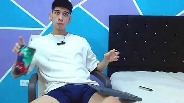 Snapshot of jhony-sex chatting on 01-09-25, 04:08 jhony-sex online show from 01-09-25, 04:08