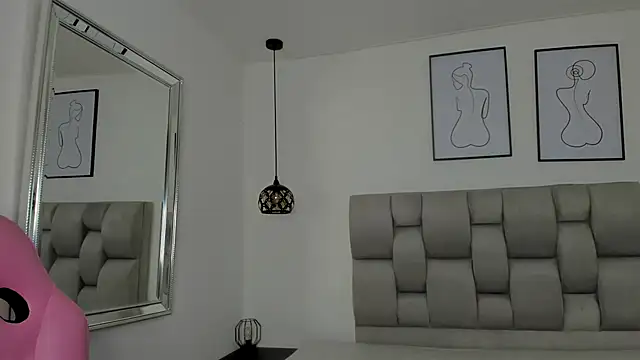 Susan-Sweet-7 online show from 10-18-25, 07:38