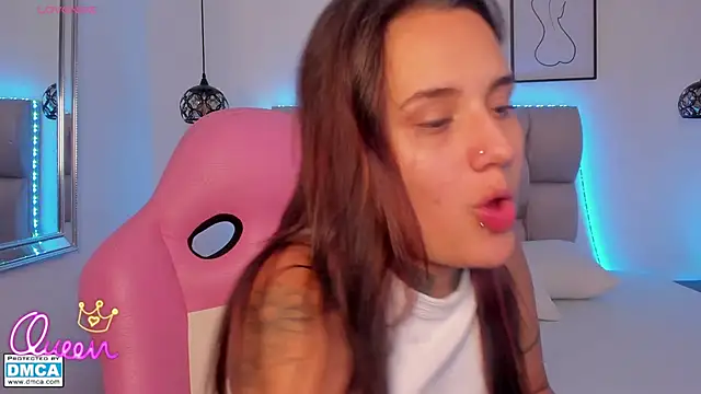 Snapshot of Susan-Sweet-7 chatting on 02-17-26, 07:44 Susan-Sweet-7 online show from 02-17-26, 07:44