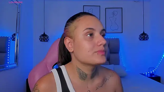 Snapshot of Susan-Sweet-7 chatting on 02-13-26, 08:20 Susan-Sweet-7 online show from 02-13-26, 08:20