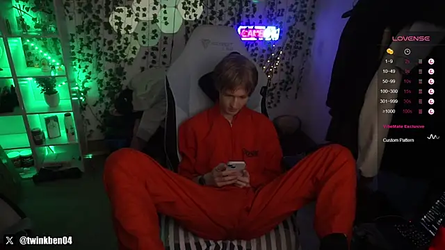 twinkben online show from 03-22-25, 05:52