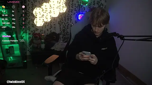 twinkben online show from 09-09-25, 07:56