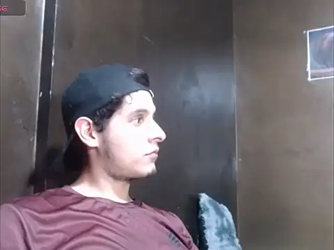 blackwolf whitebee online show from 10-28-25, 03:29