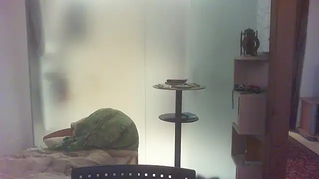 Snapshot of Mike_12hot chatting on 10-04-25, 06:53 Mike 12hot online show from 10-04-25, 06:53