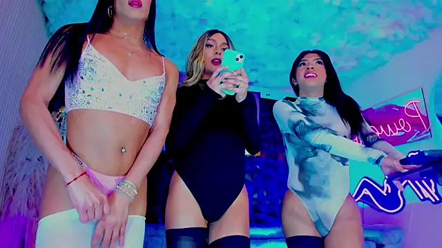 powerfull ts 20 online show from 11-13-25, 08:13