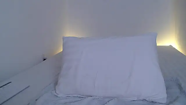 Snapshot of __Meow chatting on 02-07-25, 11:34   Meow online show from 02-07-25, 11:34