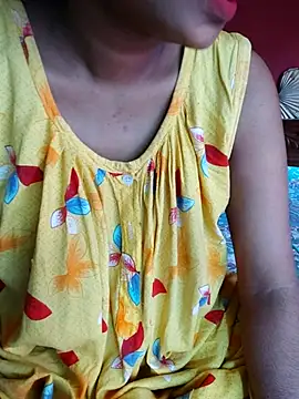 Snapshot of Bengoli--bhabhi chatting on 03-02-25, 03:56 Bengoli--bhabhi online show from 03-02-25, 03:56