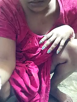 Snapshot of Bengoli--bhabhi chatting on 03-10-25, 03:45 Bengoli--bhabhi online show from 03-10-25, 03:45