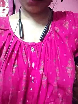 Snapshot of Bengoli--bhabhi chatting on 02-18-25, 04:03 Bengoli--bhabhi online show from 02-18-25, 04:03