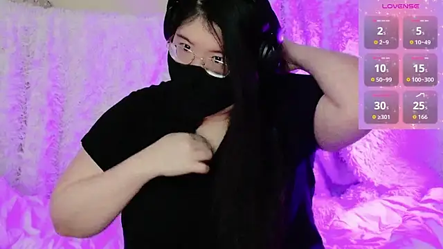 Kara-Nuna online show from 12-21-25, 08:49