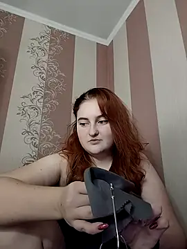 WhiteBellaX online show from 02-17-26, 07:05