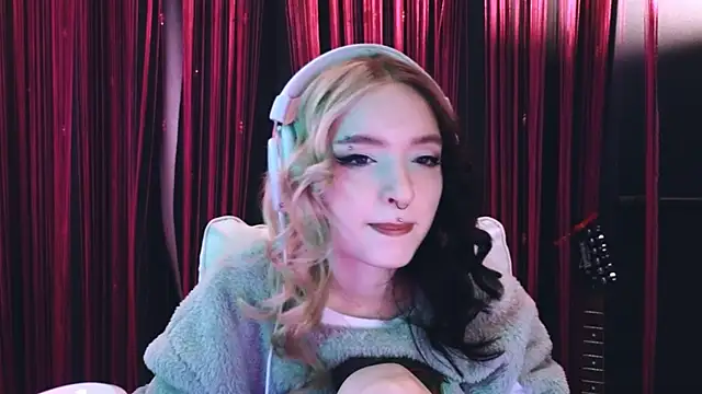 Avi Nile online show from 03-11-25, 02:42