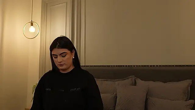 IrisBaker online show from 10-06-25, 10:10