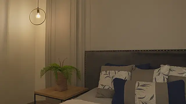 IrisBaker online show from 02-11-26, 10:09