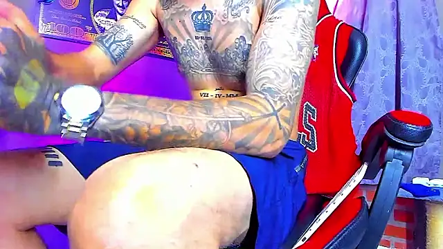 smoker445 online show from 10-29-25, 06:40