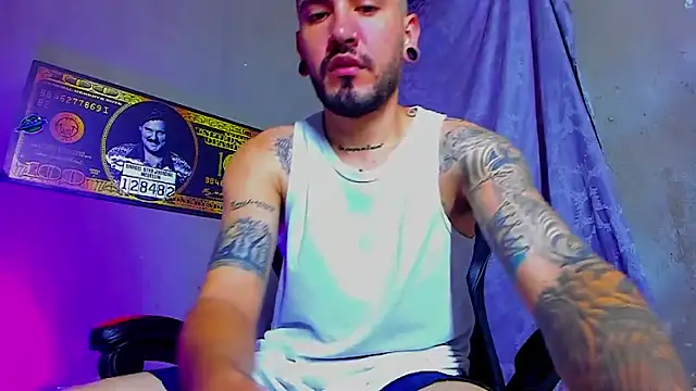 smoker445 online show from 11-11-25, 09:42