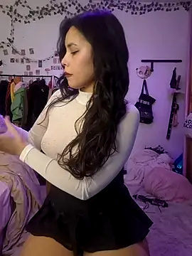 xlalitaxxx online show from 02-17-25, 11:11