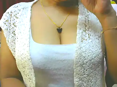 ishmita99 online show from 01-26-25, 05:23