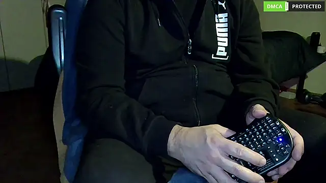 MultiOrgasmicLover online show from 12-06-24, 10:24