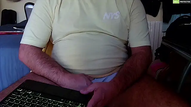 MultiOrgasmicLover online show from 04-10-26, 03:52