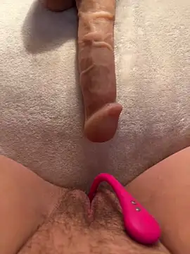 Leanaa Jolly online show from 03-04-26, 05:53