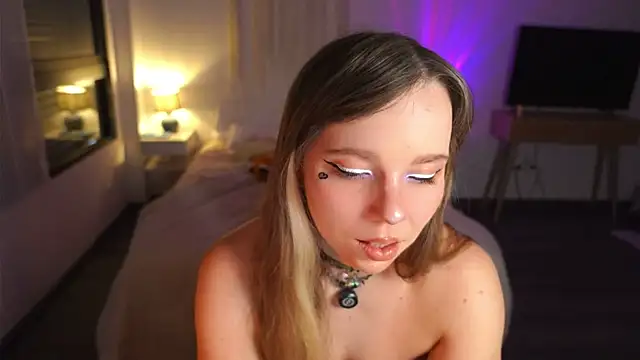 Ayra Lust online show from 06-16-26, 07:36