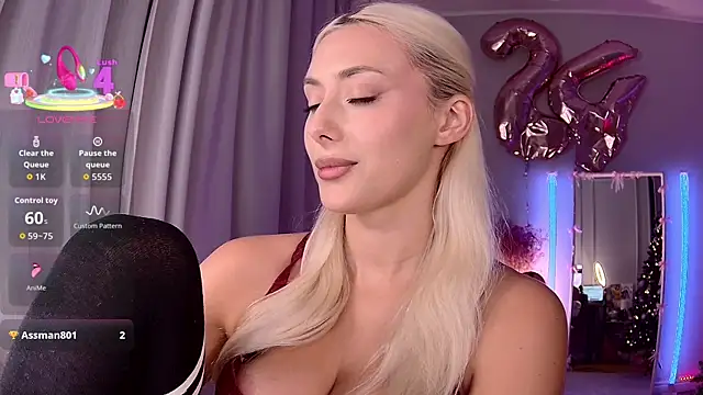 LoryWood online show from 01-16-26, 03:49