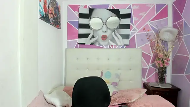 Brisahott online show from 03-21-25, 02:18