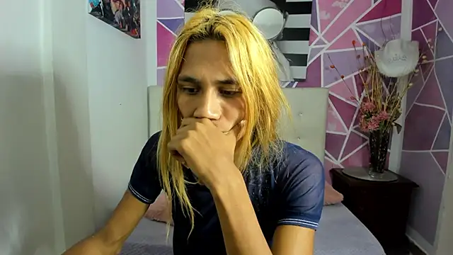 Brisahott online show from 02-12-25, 02:21