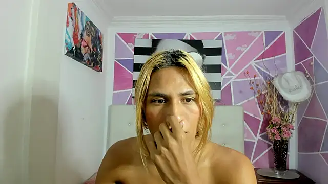 Brisahott online show from 03-06-25, 02:29