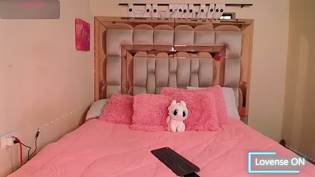 emilyaboott online show from 10-17-25, 10:44