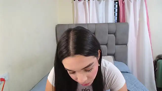 emilyaboott online show from 02-10-25, 11:02